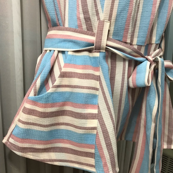 BNWT Long Tie Waist Sleeveless Top with Pockets - Picture 4 of 7